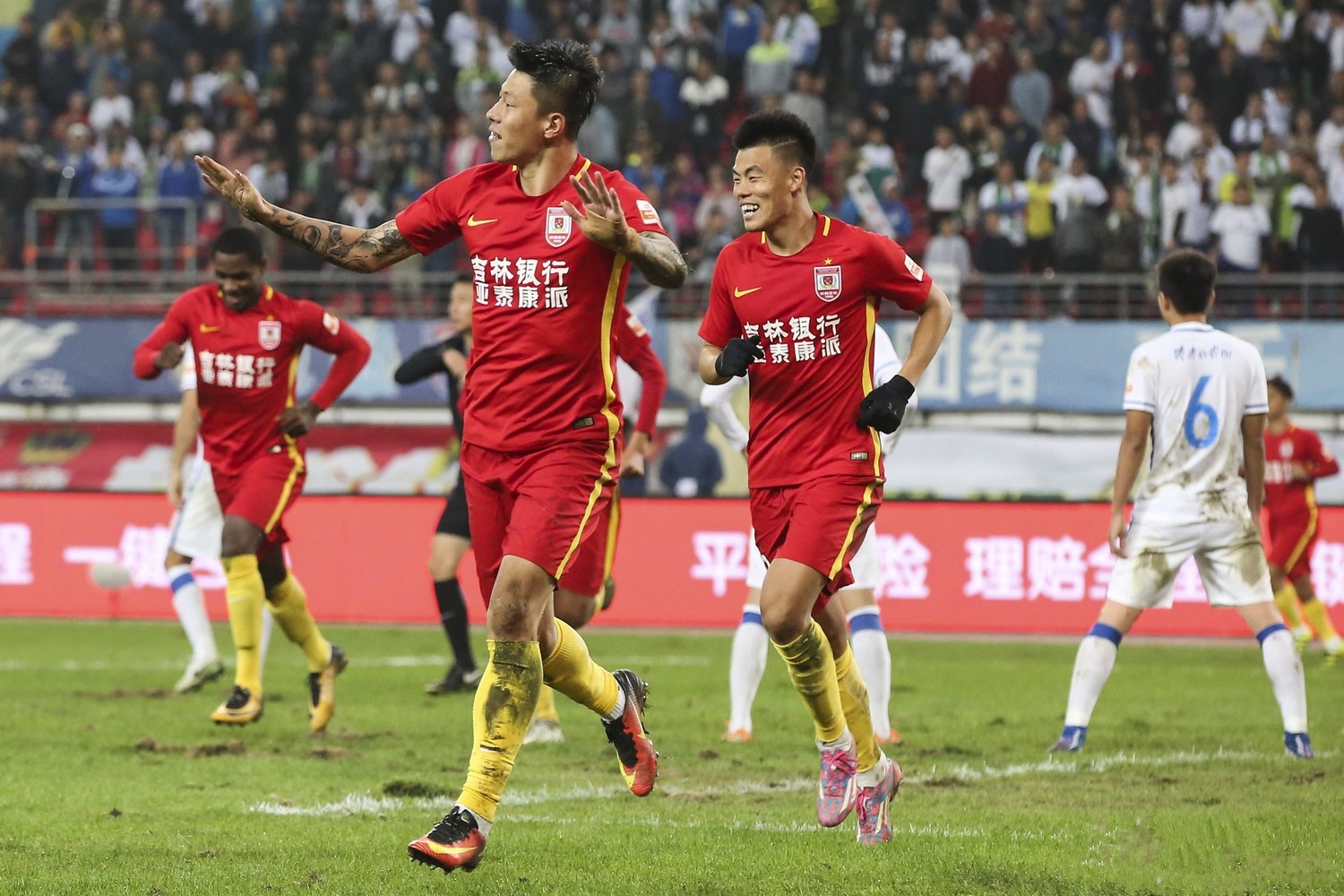 LPL 为 2025 年全球总决赛锁定第四个名额